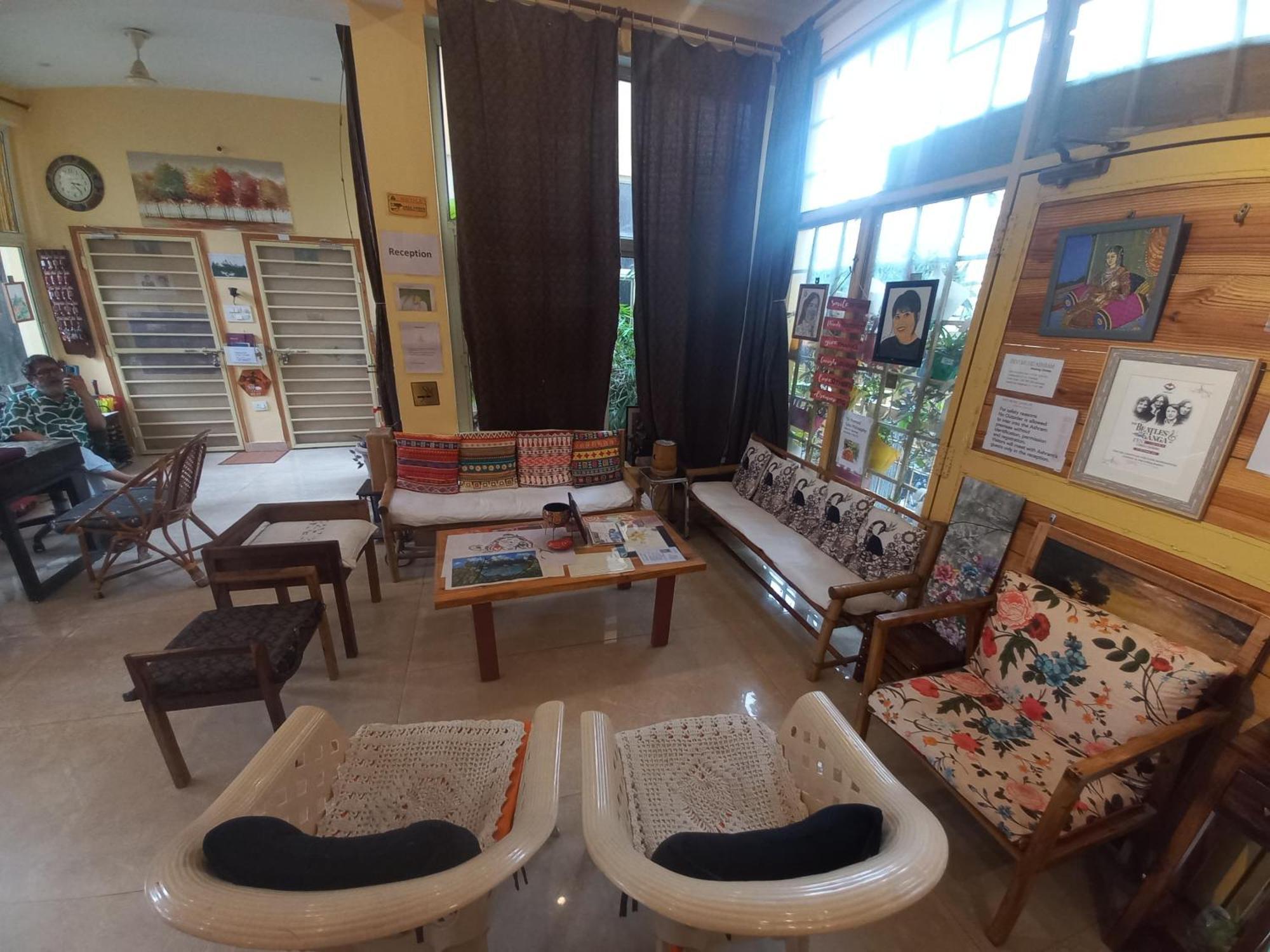 Bed and Breakfast Devi Music Ashram à Rishīkesh Extérieur photo