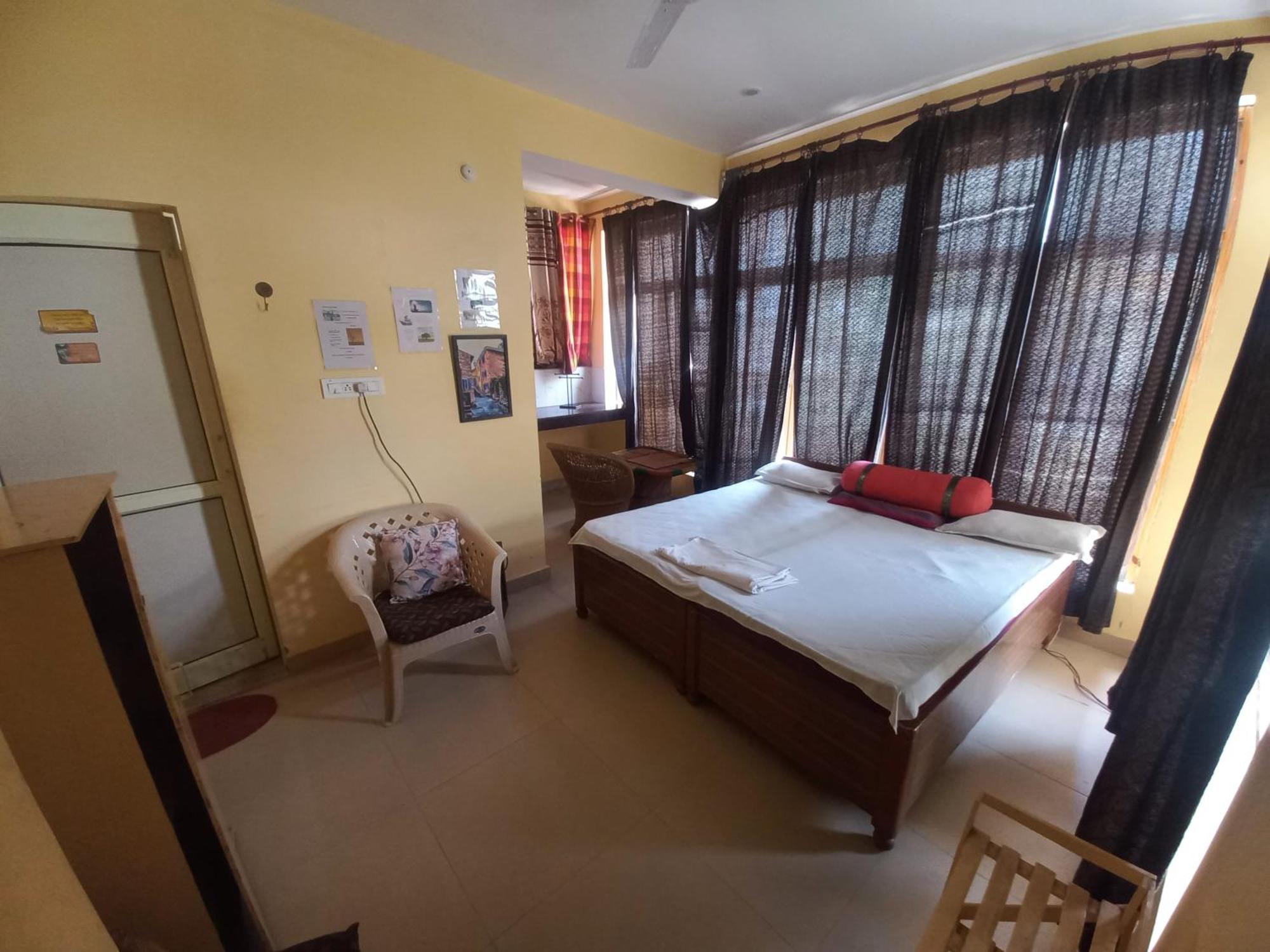 Bed and Breakfast Devi Music Ashram à Rishīkesh Extérieur photo